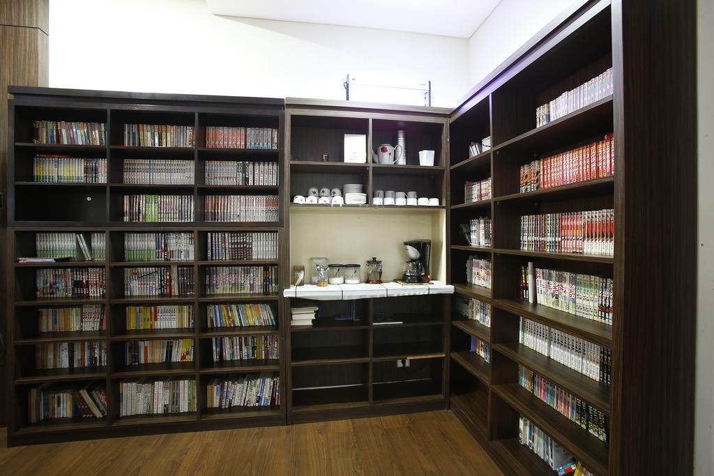 Reddoorz @ Menteng Jakarta Exterior foto