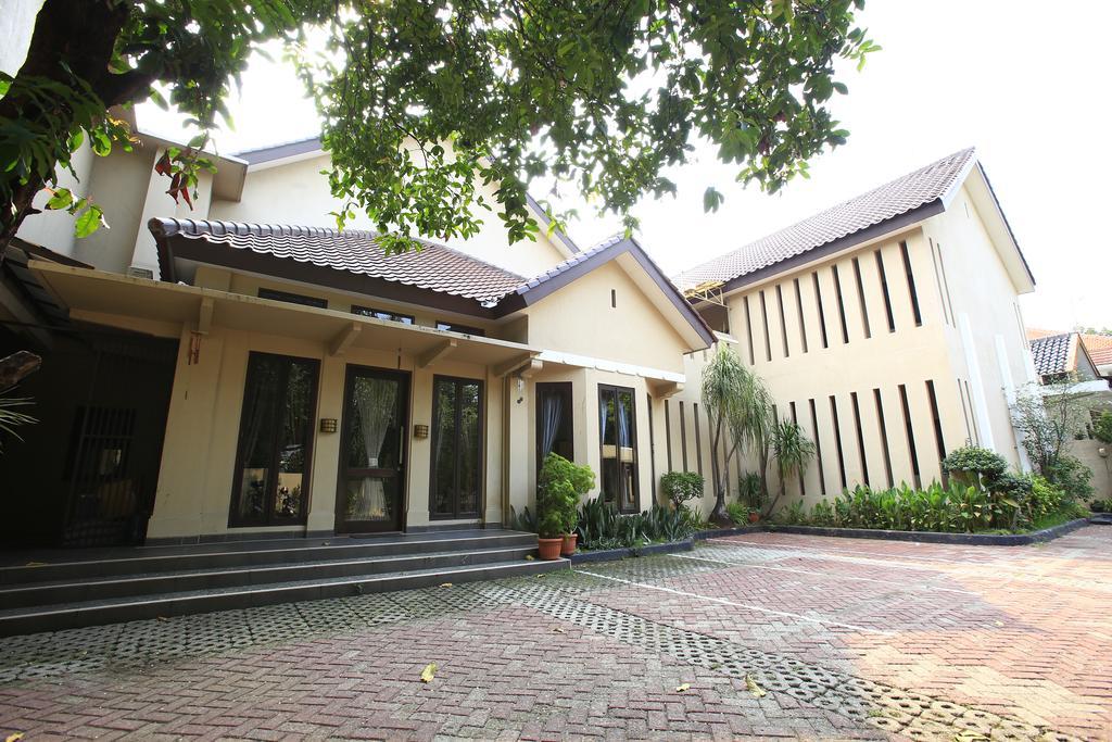 Reddoorz @ Menteng Jakarta Exterior foto